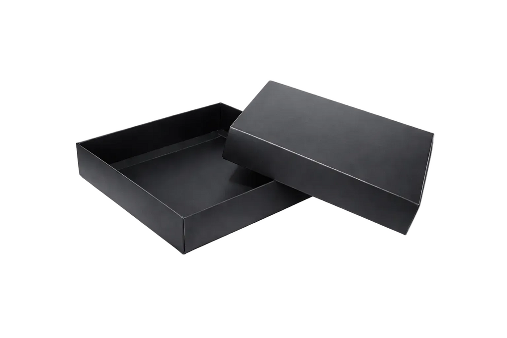 20x20x4 cm Siyah Karton Kutu