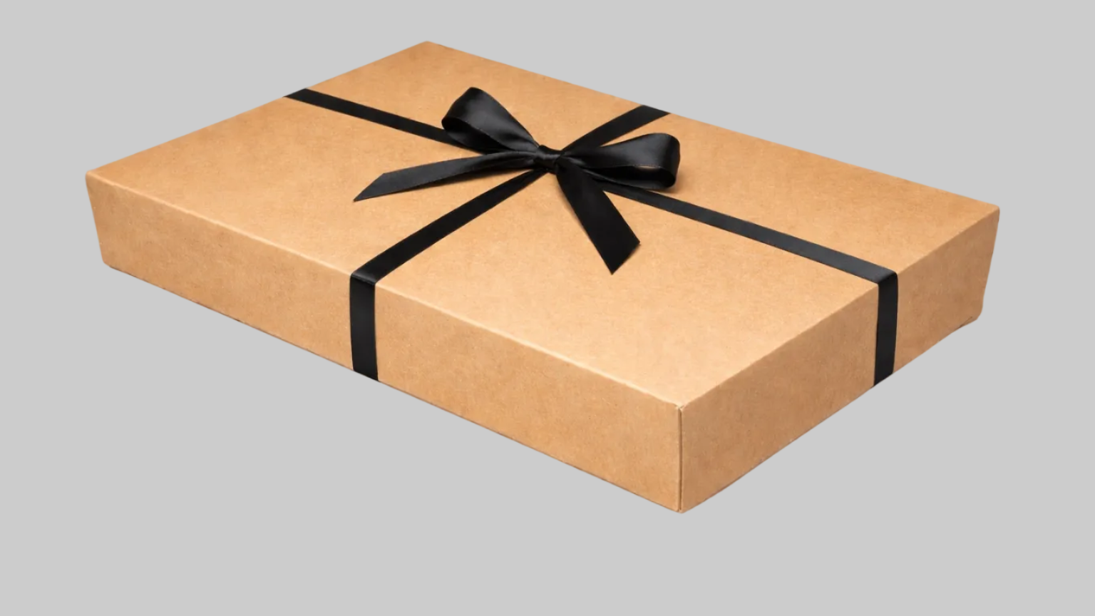 Şık premium kraft karton kutu – marka ve hediye sunumu