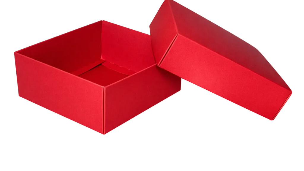17,5x15x7 cm Kırmızı Karton Kutu
