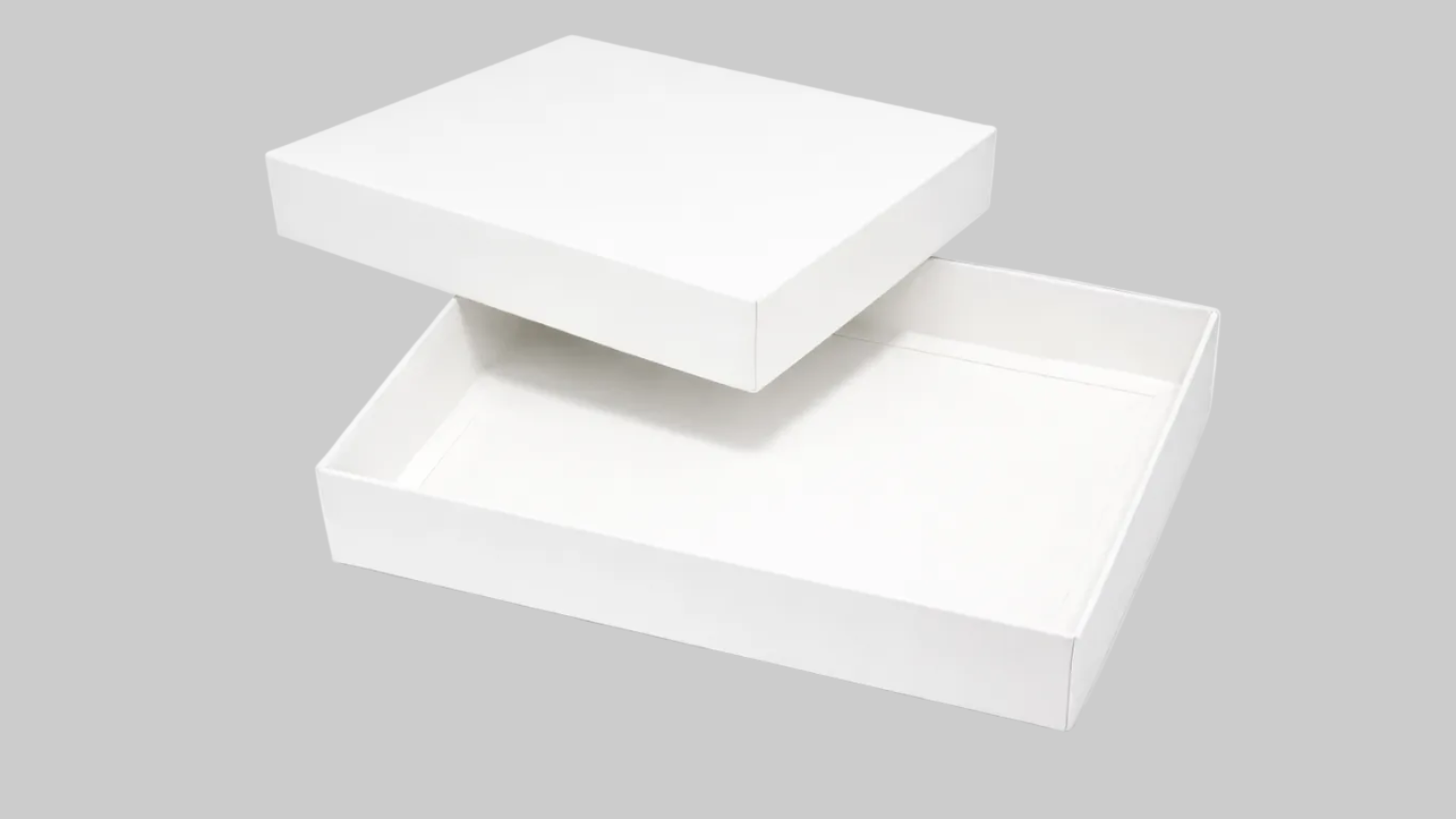 Premium beyaz kapaklı lüks hediye kutusu – kurumsal ve özel günler için VipKutu tasarımı